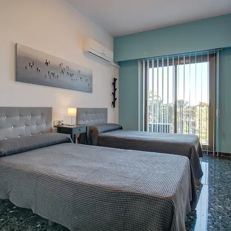 Friendly Puerto Deportivo Apartment